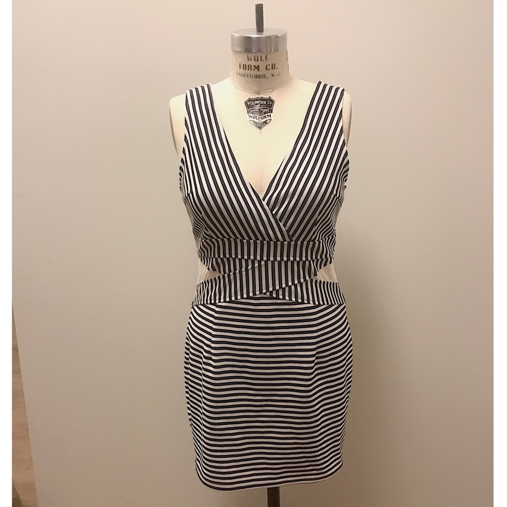 LAST CHANCE🔥 striped bodycon dress!